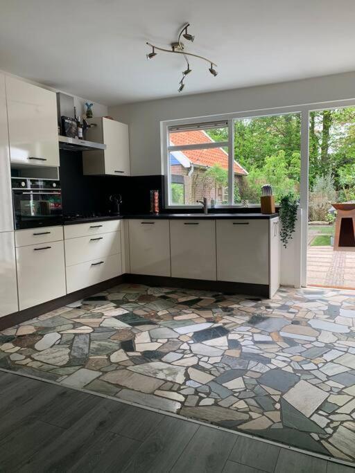 Bosrijke Vrijstaande Woning *